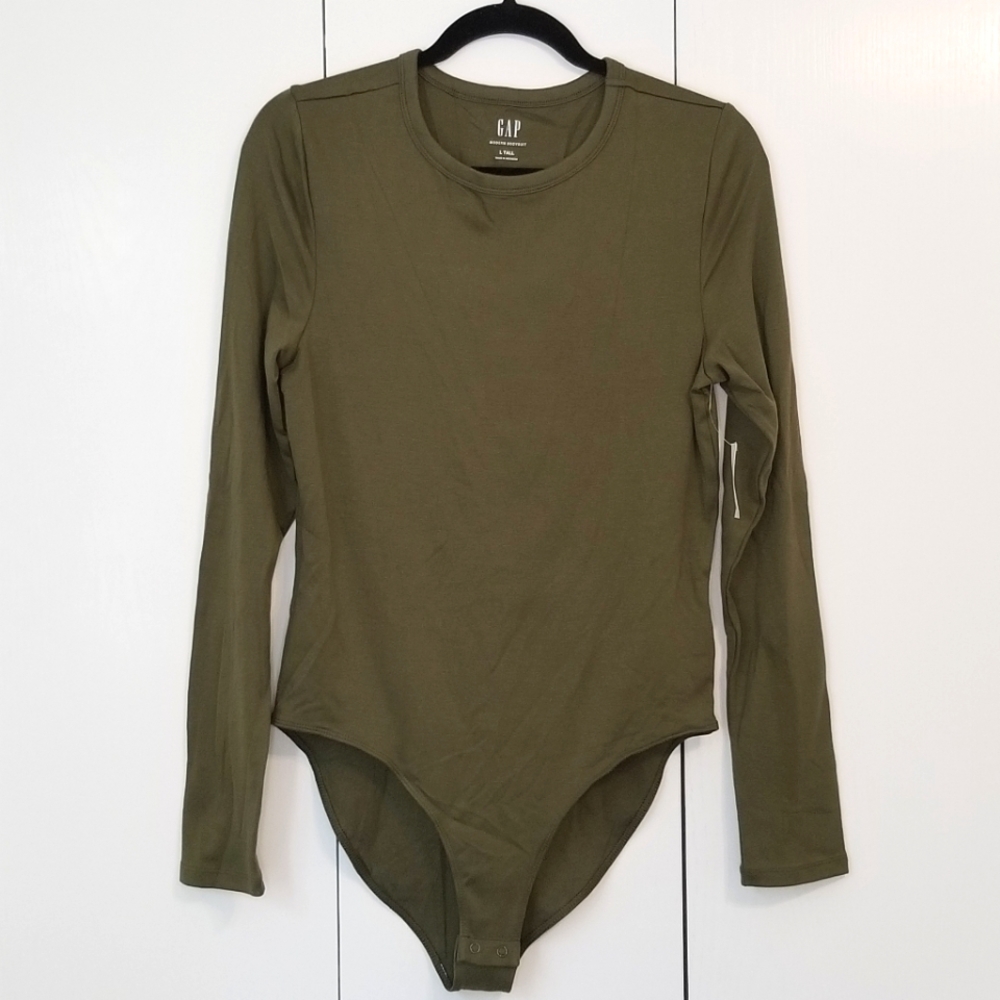 NWT GAP Modern Crewneck Longsleeve Army Jacket Green Tshirt Tall Bodysuit